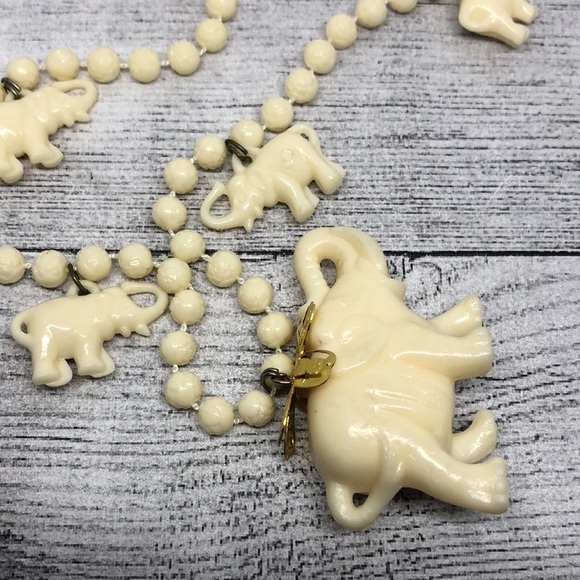 Vintage elephant charm statement necklace boho festival celluloid, designer look - Picture 3 of 7